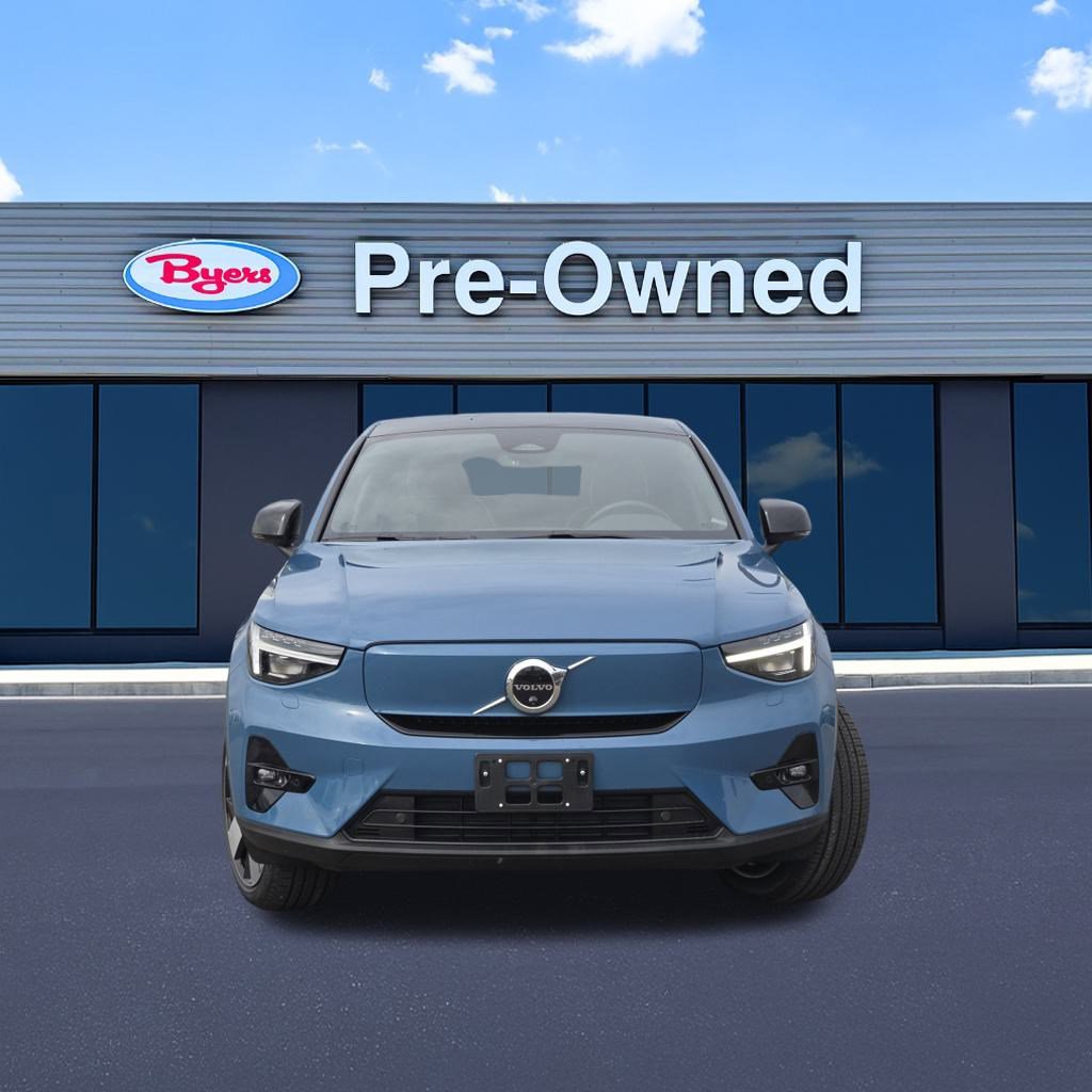Used 2023 Volvo C40 P8 Recharge Ultimate image 2