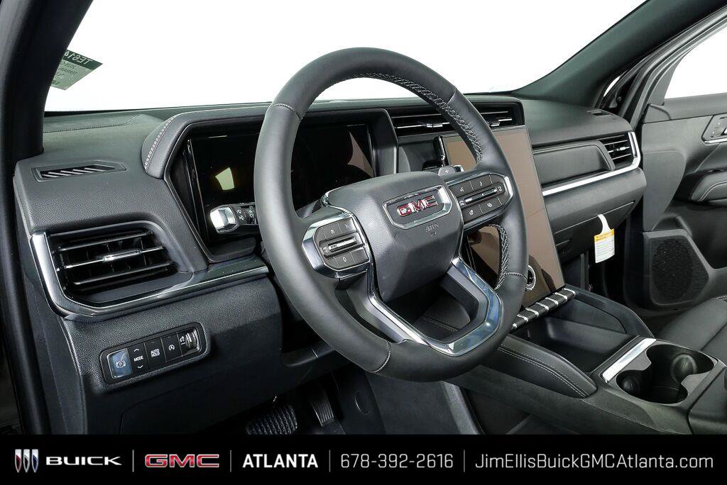 Used 2026 GMC Terrain Elevation w/ Elevation Premium Package FWD image 4