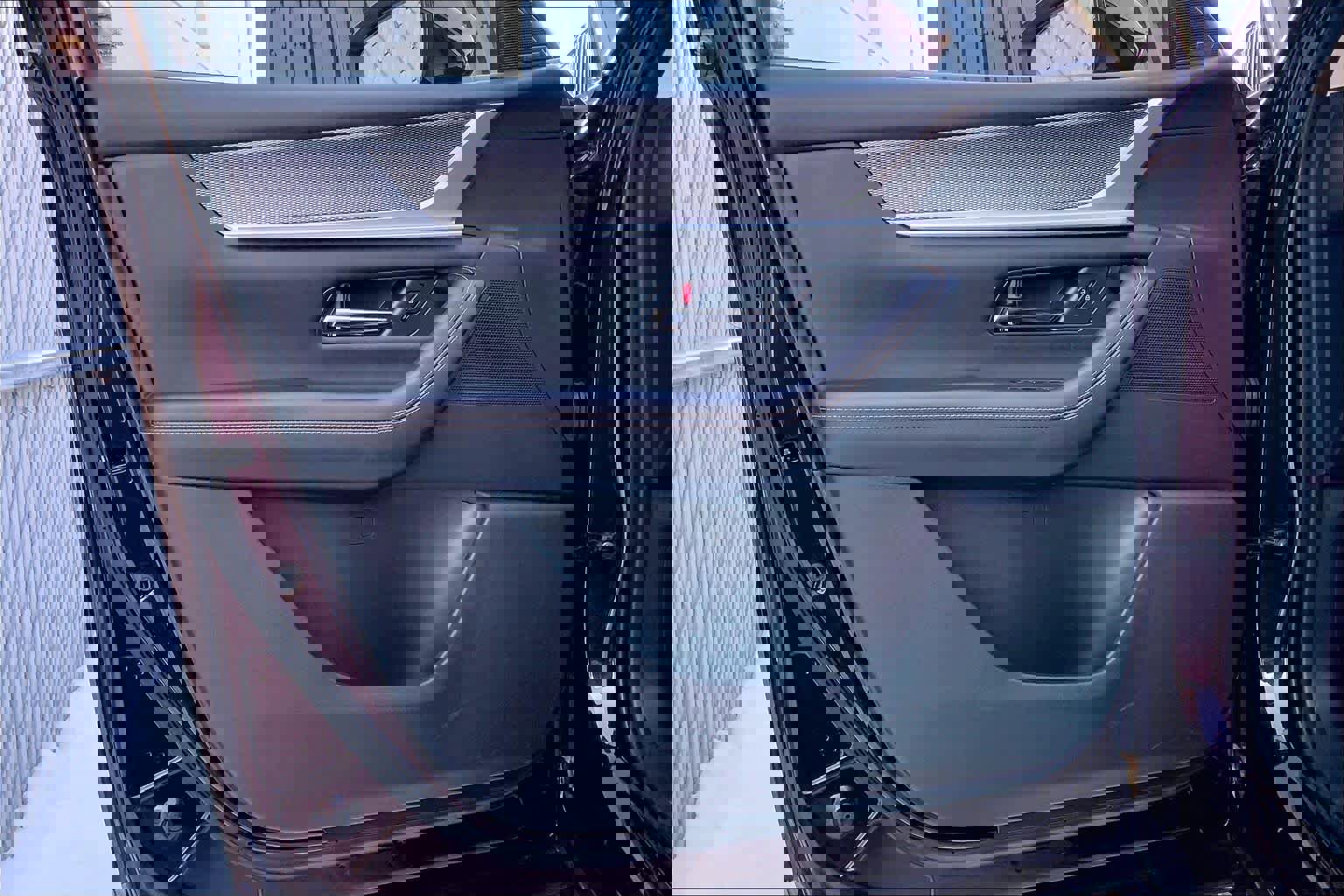 Used 2024 MAZDA CX-90 Plug-In Hybrid w/ Premium Pkg image 22