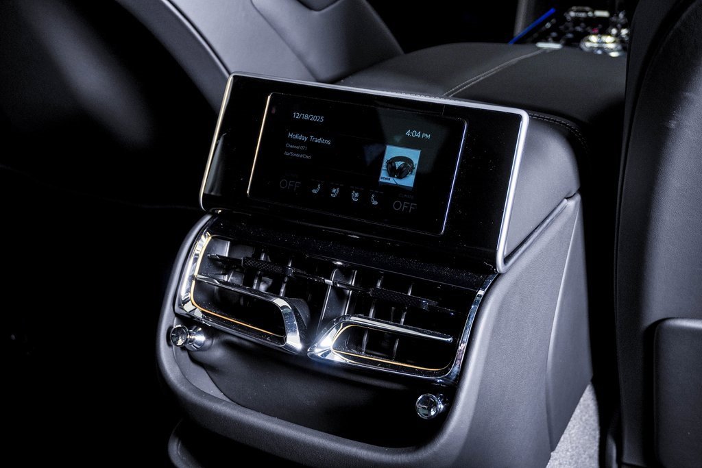 Used 2023 Bentley Flying Spur S V8 image 18