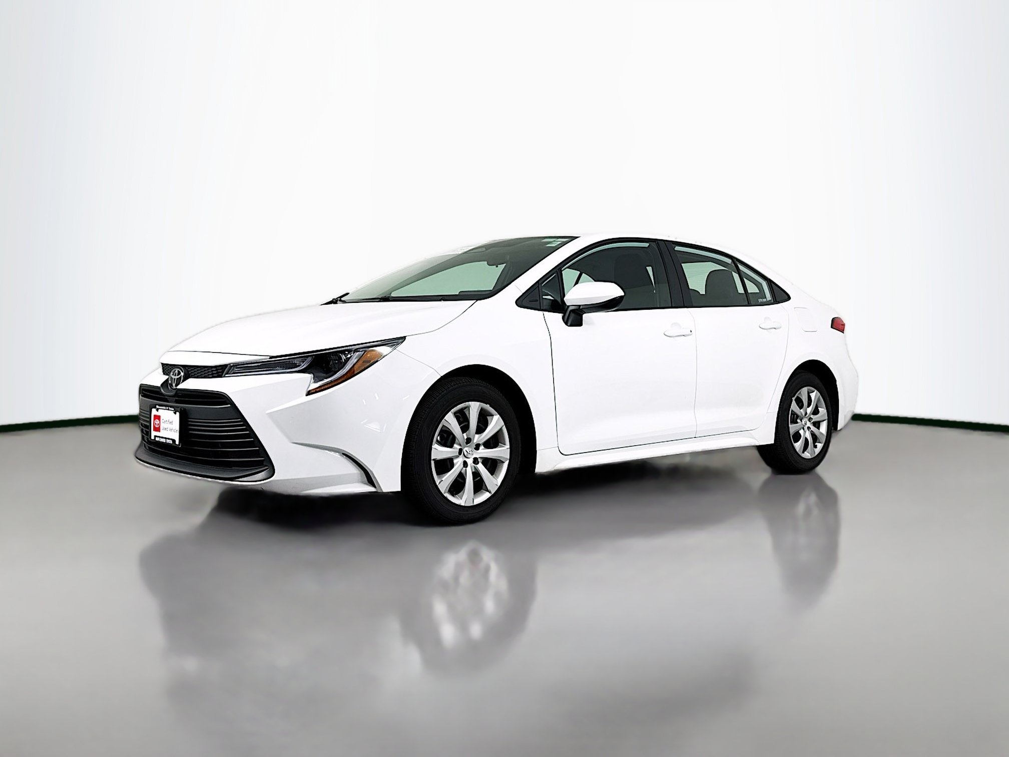 Certified 2026 Toyota Corolla LE FWD image 3