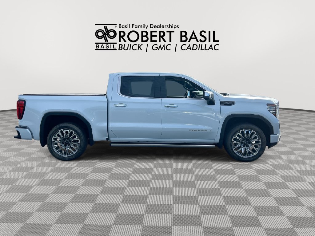 Used 2026 GMC Sierra 1500 Denali Ultimate AWD/4WD image 9