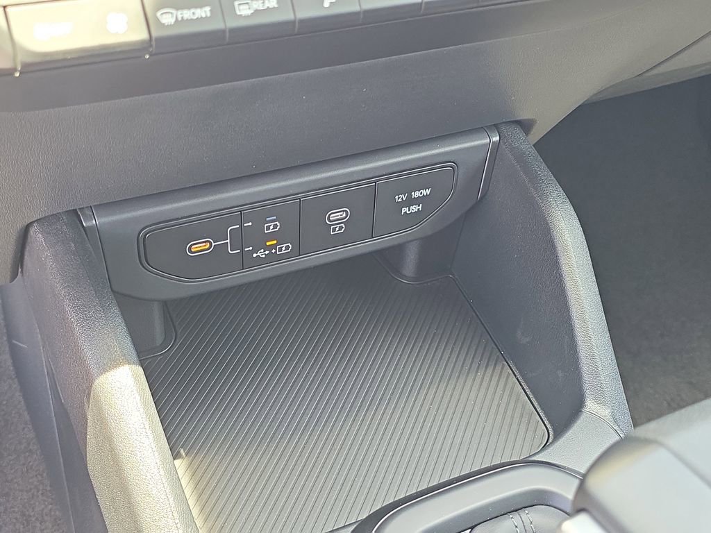 New 2026 Kia K4 FWD image 25