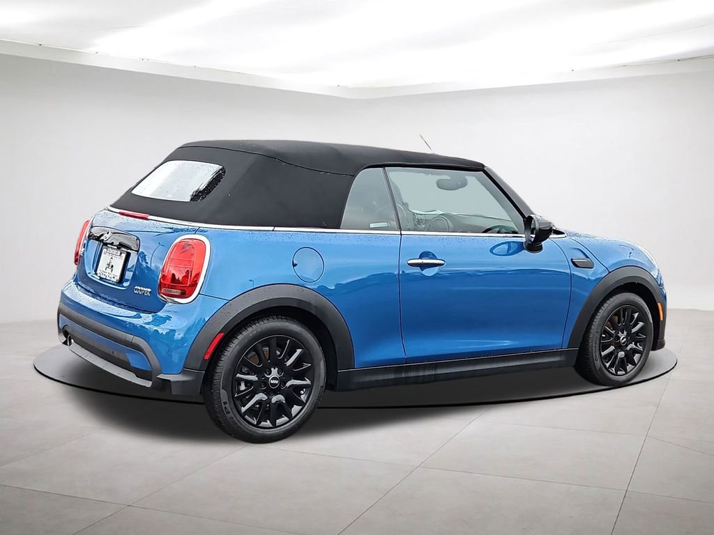 Used 2024 MINI Cooper Convertible image 11