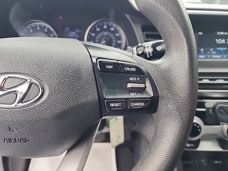 Used 2019 Hyundai Elantra SE w/ Cargo Package FWD image 25