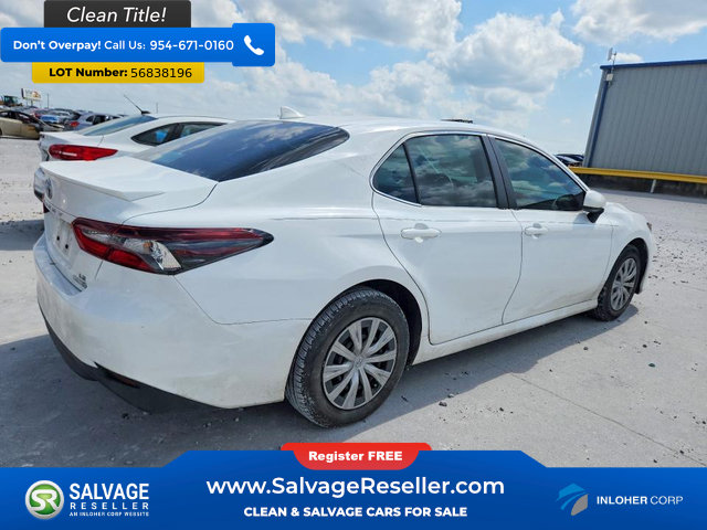 Used 2022 Toyota Camry LE FWD image 4