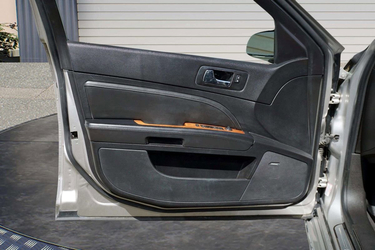 Used 2008 Cadillac STS w/ Preferred Equipment Group RWD image 12