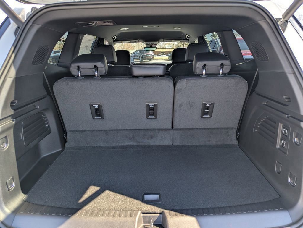 New 2026 Buick Enclave Preferred w/ Power Package image 14