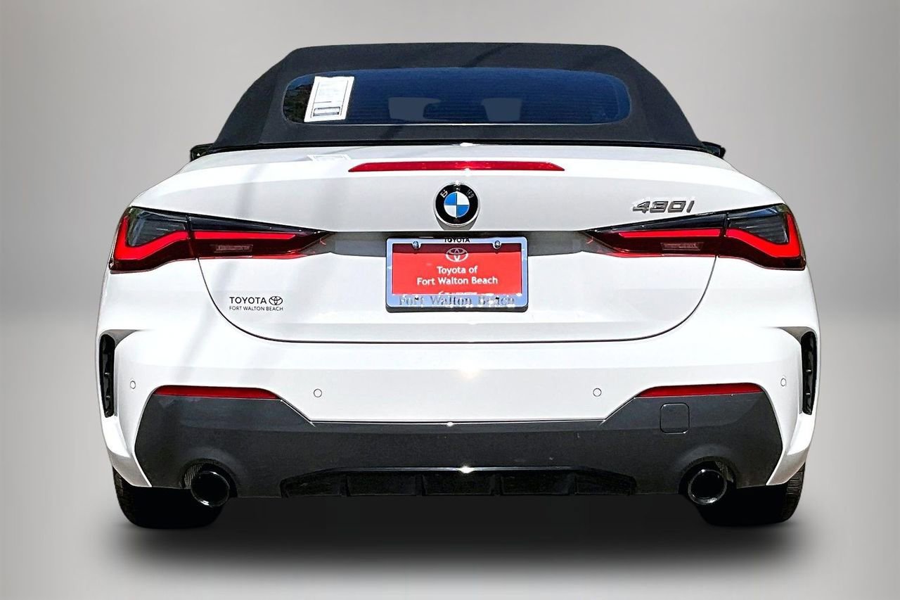 Used 2024 BMW 430i Convertible w/ M Sport Package image 6