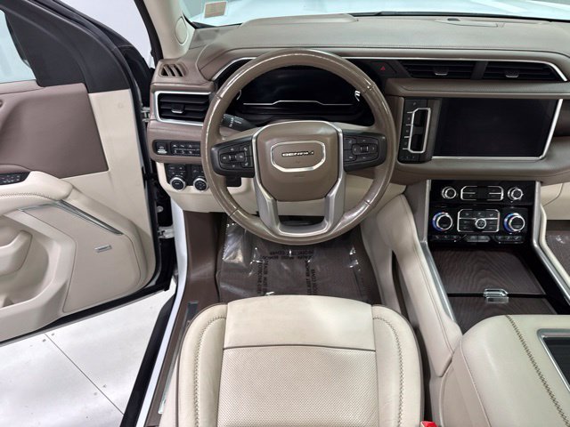Used 2022 GMC Yukon Denali AWD/4WD image 18