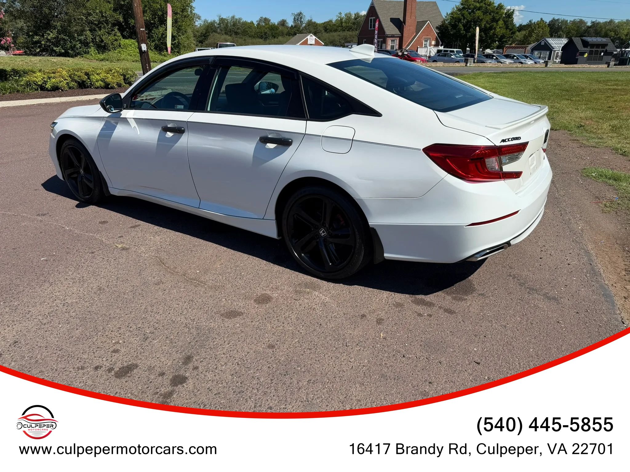 Used 2018 Honda Accord Sport image 3