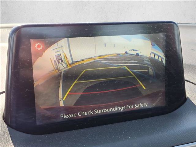 Used 2017 MAZDA MAZDA3 Touring FWD image 11