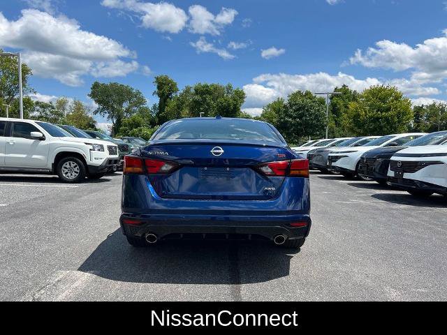 Certified 2024 Nissan Altima 2.5 SR w/ SR Premium Package AWD/4WD image 14