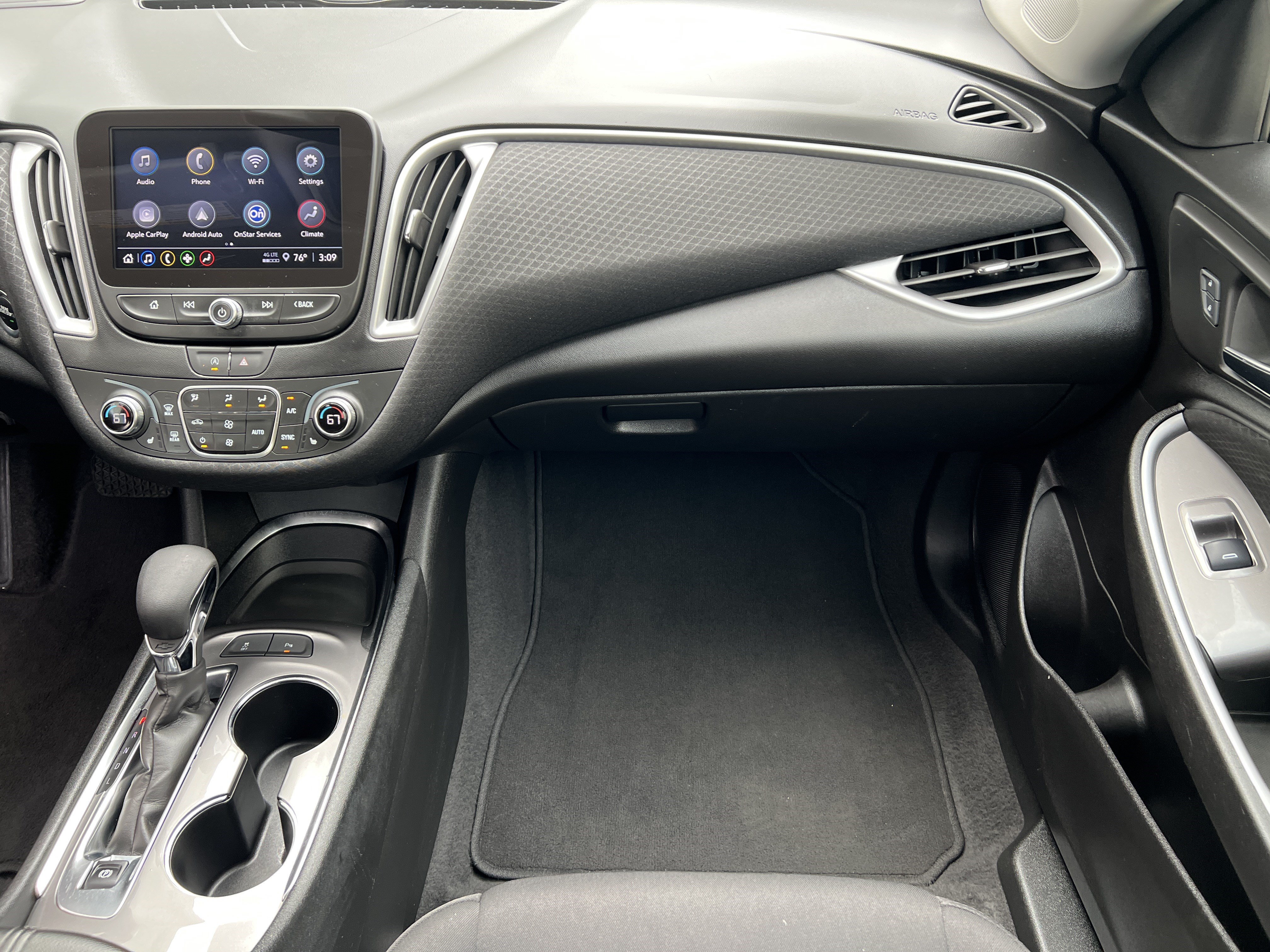 Used 2025 Chevrolet Malibu LT FWD image 33