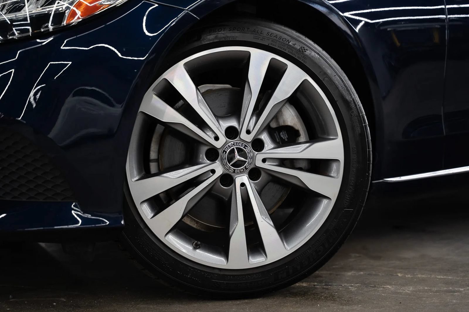 Used 2019 Mercedes-Benz C 300 Sedan image 3