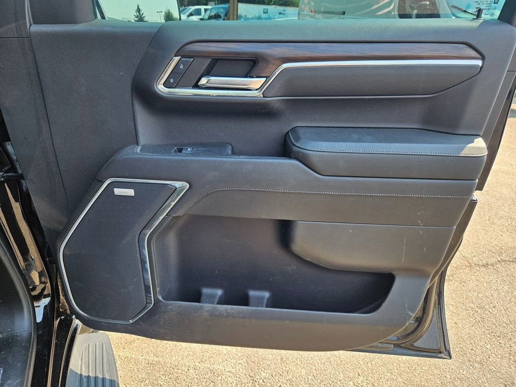 Used 2023 GMC Sierra 1500 SLT w/ SLT Premium Package image 17