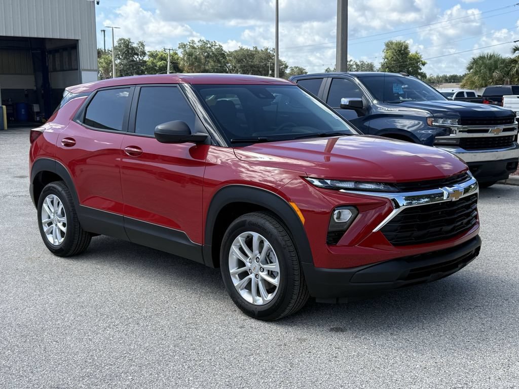 New 2026 Chevrolet TrailBlazer LS FWD image 2