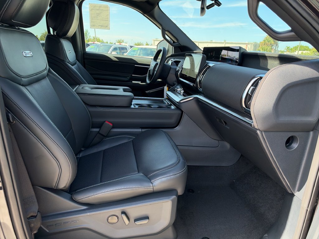 New 2027 Ford Expedition Max Platinum w/ Stealth Performance Package AWD/4WD image 23