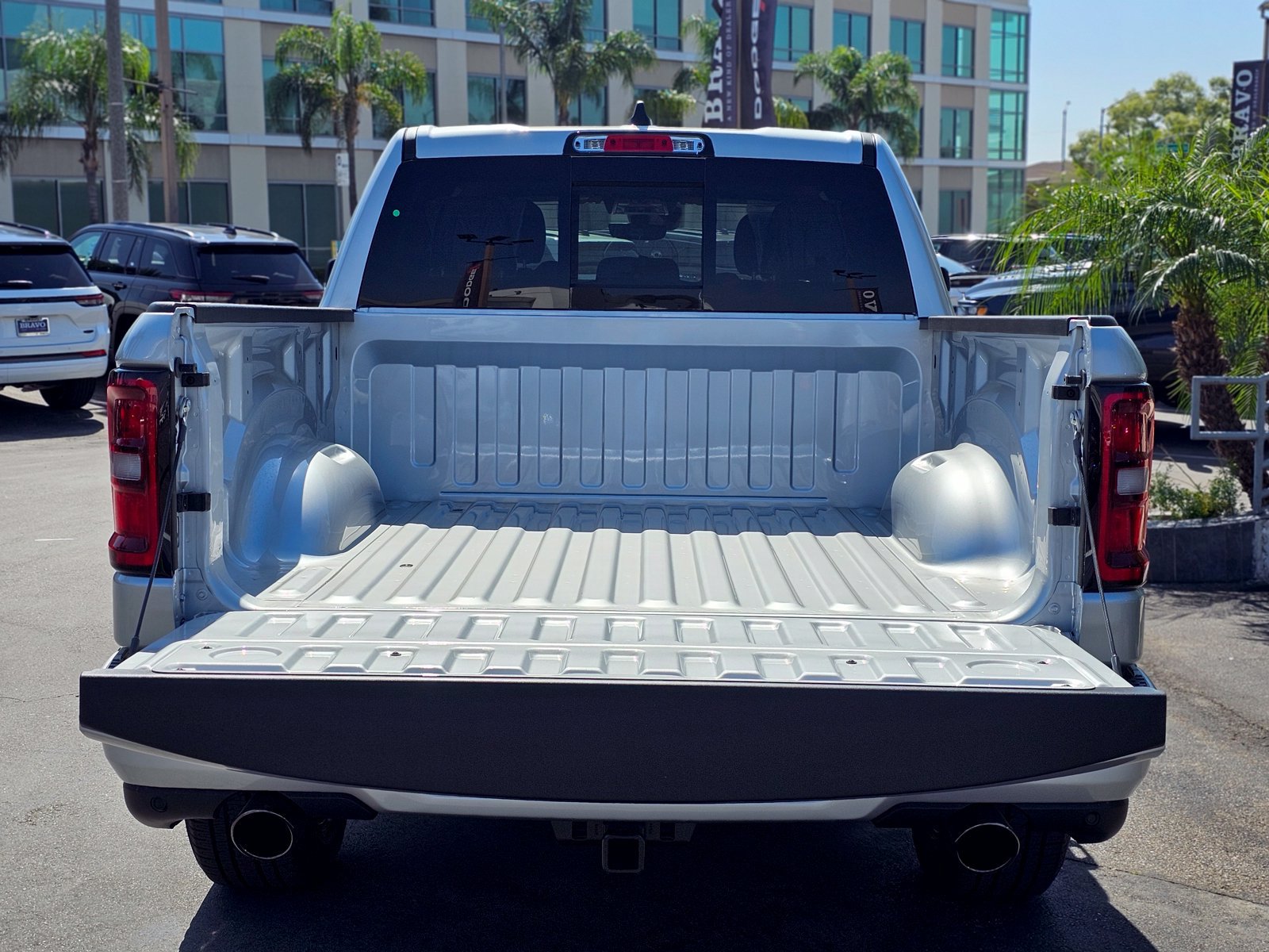 New 2026 RAM 1500 Big Horn w/ Night Edition AWD/4WD image 7
