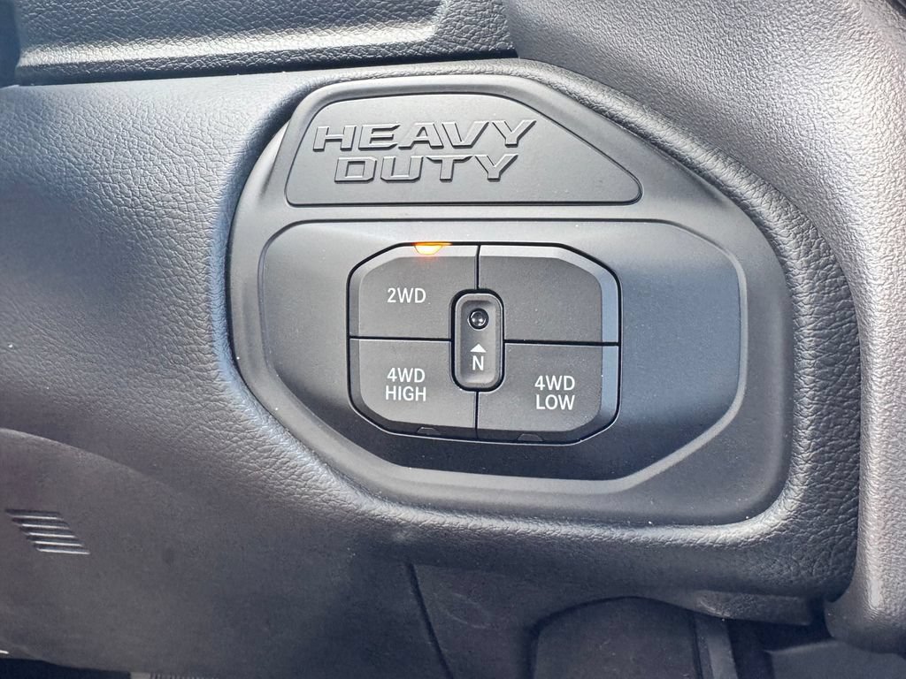New 2026 RAM 2500 Big Horn AWD/4WD image 21