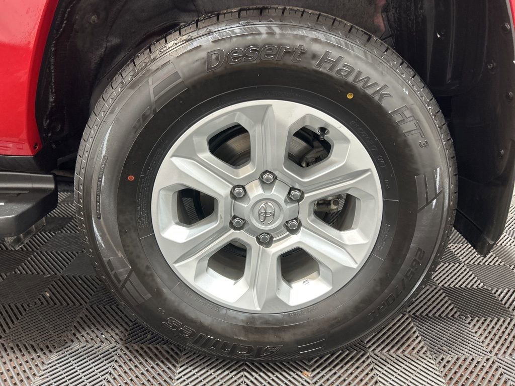 Used 2024 Toyota 4Runner SR5 Premium image 35