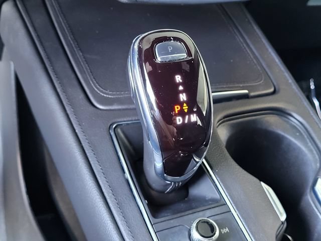 Certified 2023 Cadillac XT4 Luxury w/ Cold Weather Package FWD image 19