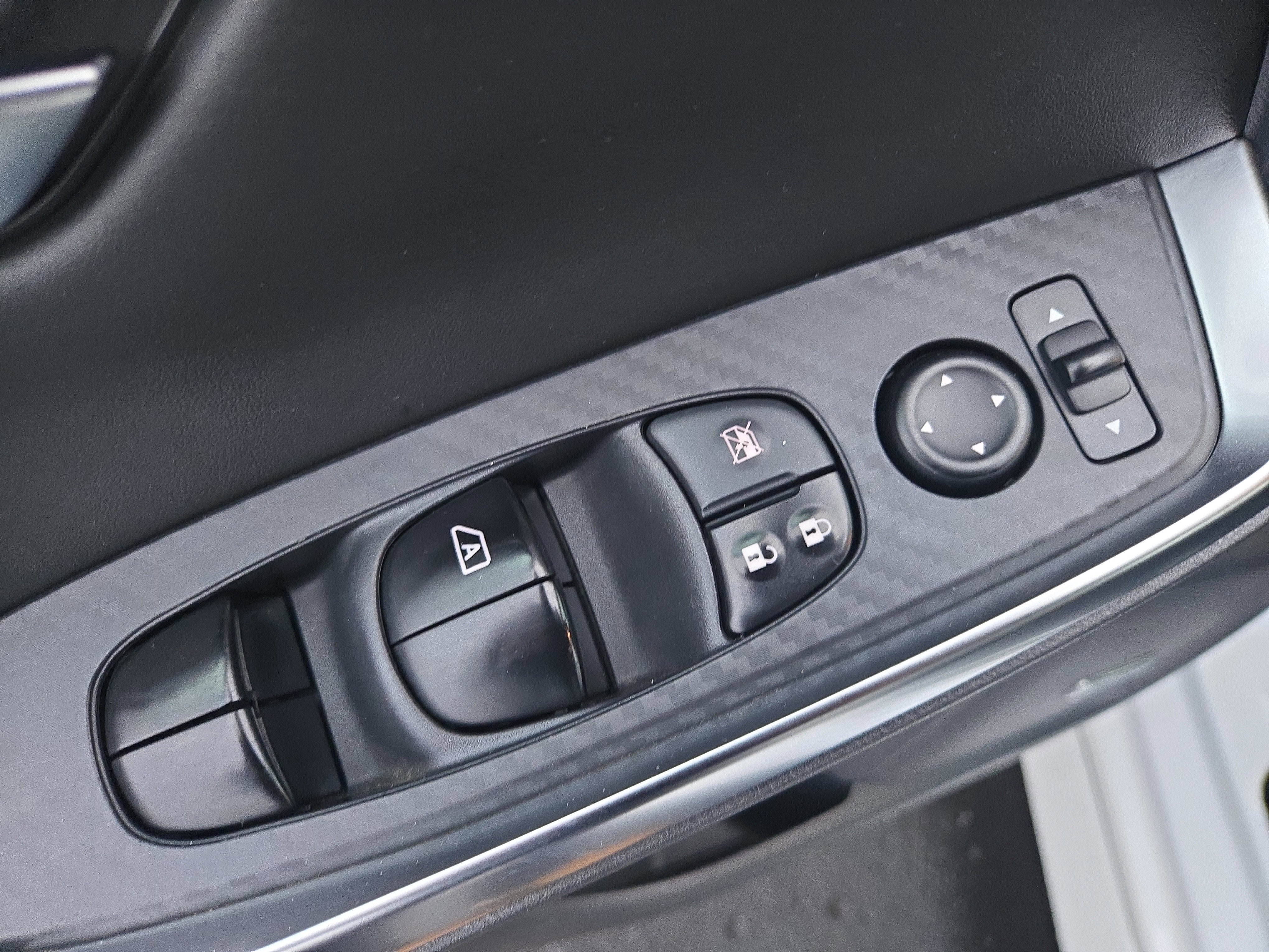 Used 2021 Nissan Sentra SR w/ SR Premium Package image 14