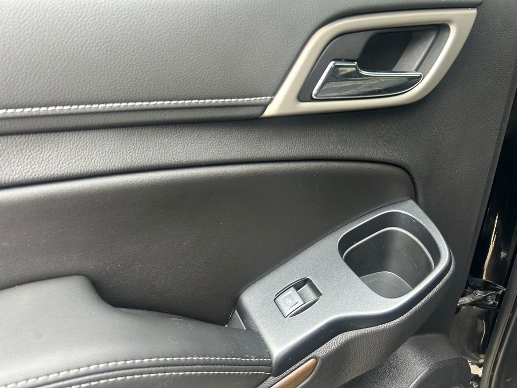 Used 2020 GMC Yukon Denali image 26