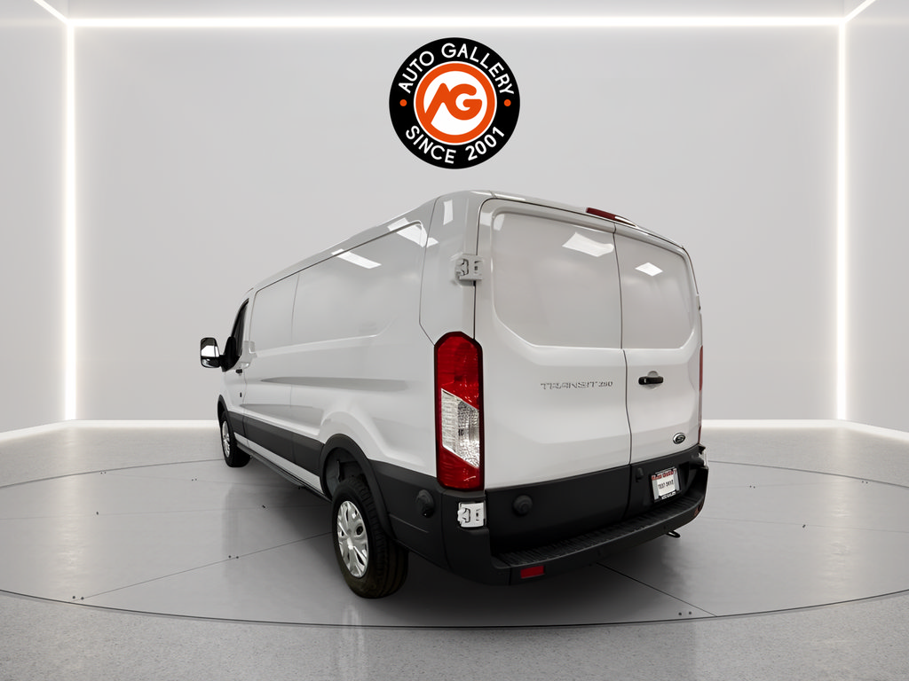 Used 2024 Ford Transit 250 Low Roof RWD image 5