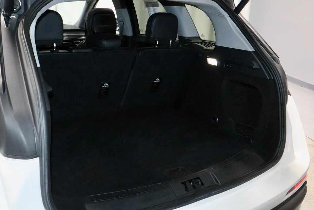 Used 2020 Lincoln Corsair AWD w/ Luxury Package image 13