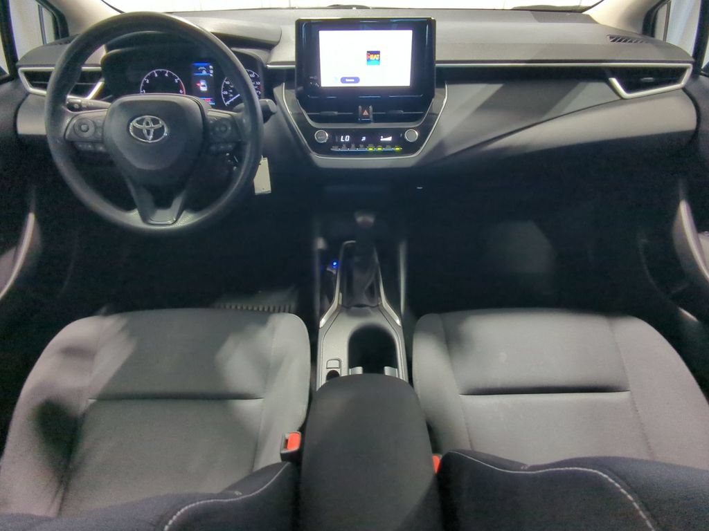 Used 2023 Toyota Corolla LE FWD image 18