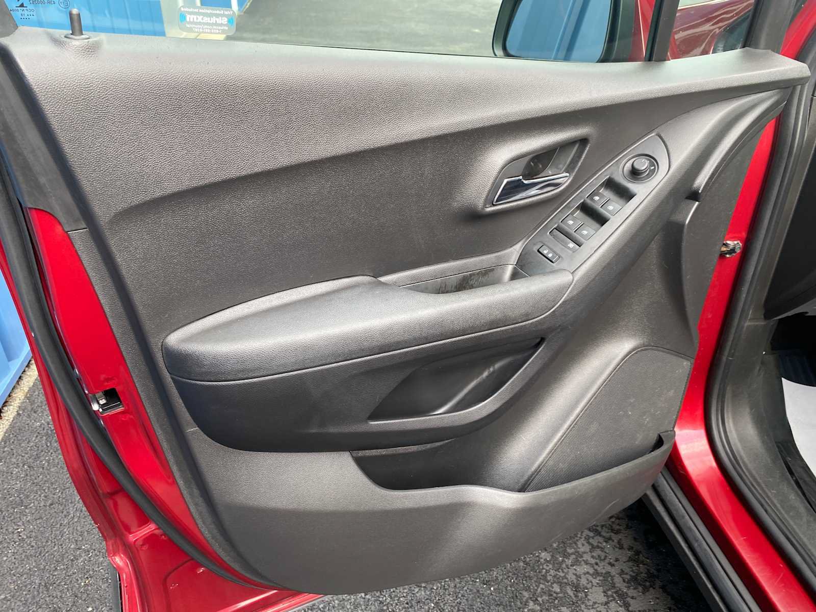 Used 2019 Chevrolet Trax LT FWD image 28