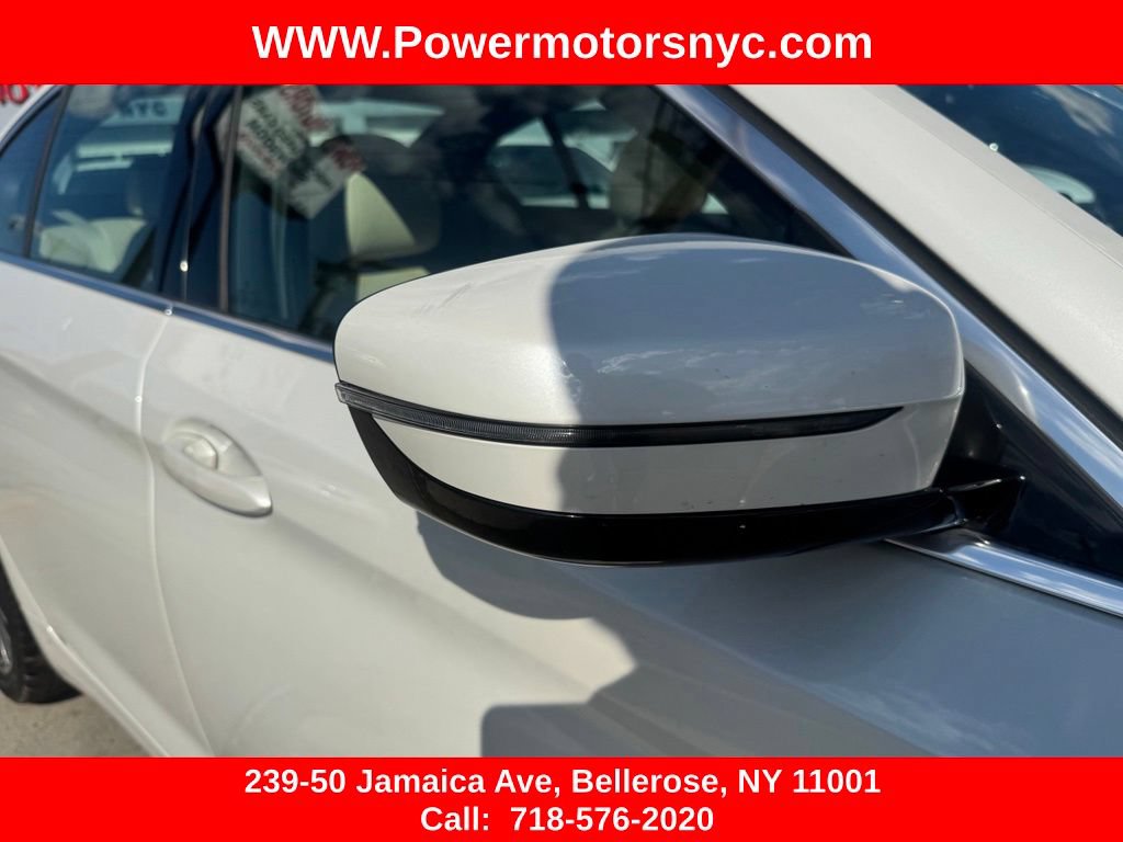 Used 2020 BMW 530i xDrive w/ Convenience Package AWD/4WD image 14