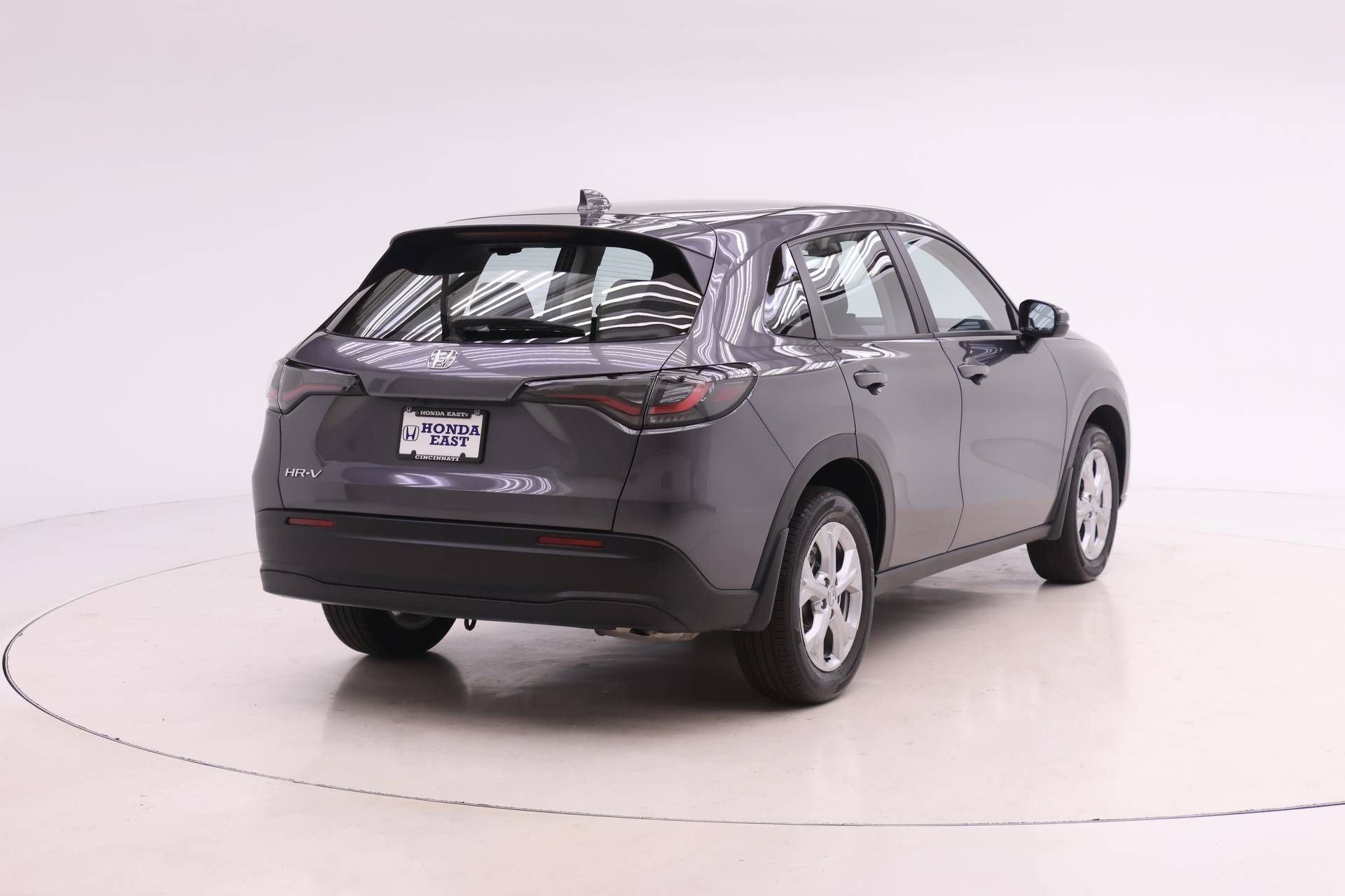 Certified 2023 Honda HR-V LX image 2