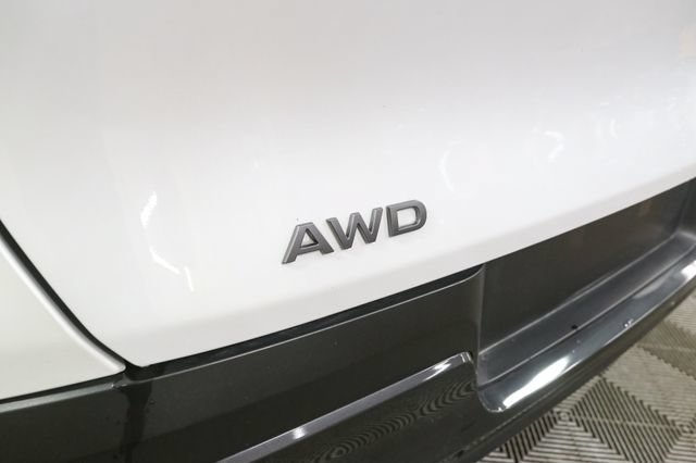 Used 2025 Nissan Murano SL w/ Cargo Package AWD/4WD image 9