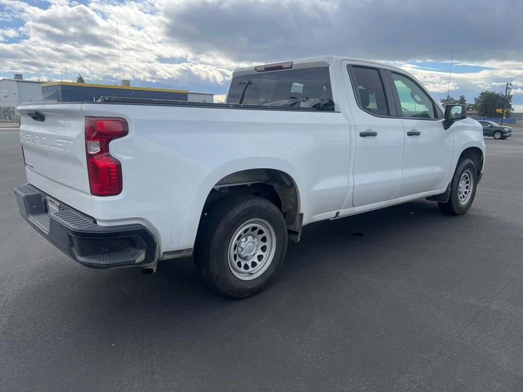 Certified 2024 Chevrolet Silverado 1500 W/T w/ WT Convenience Package image 5