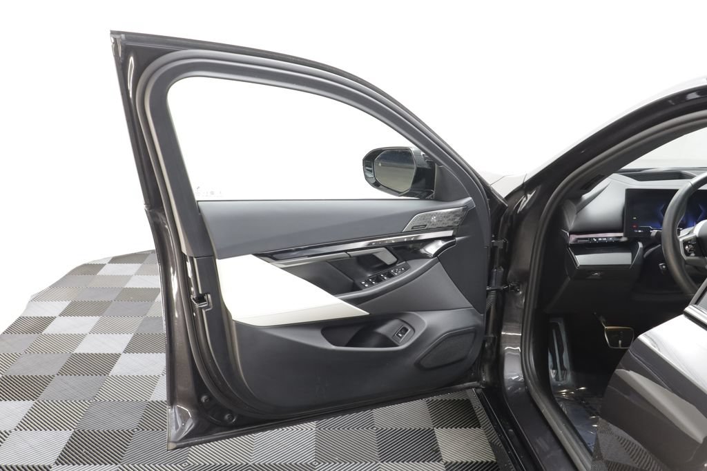 Used 2024 BMW i5 M60 w/ Executive Package AWD/4WD image 5