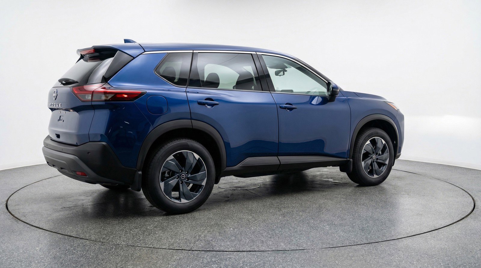 Used 2025 Nissan Rogue SV image 9