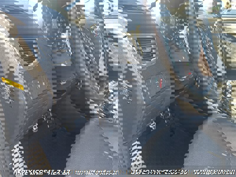 Used 2013 Hyundai Elantra SE image 22