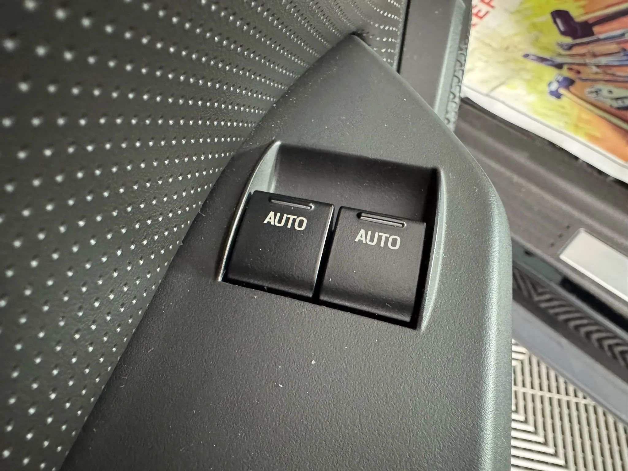 Used 2008 Ford Mustang Shelby GT500 image 31