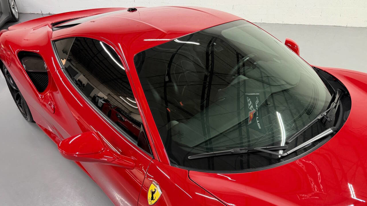 Used 2016 Ferrari 488 GTB image 5