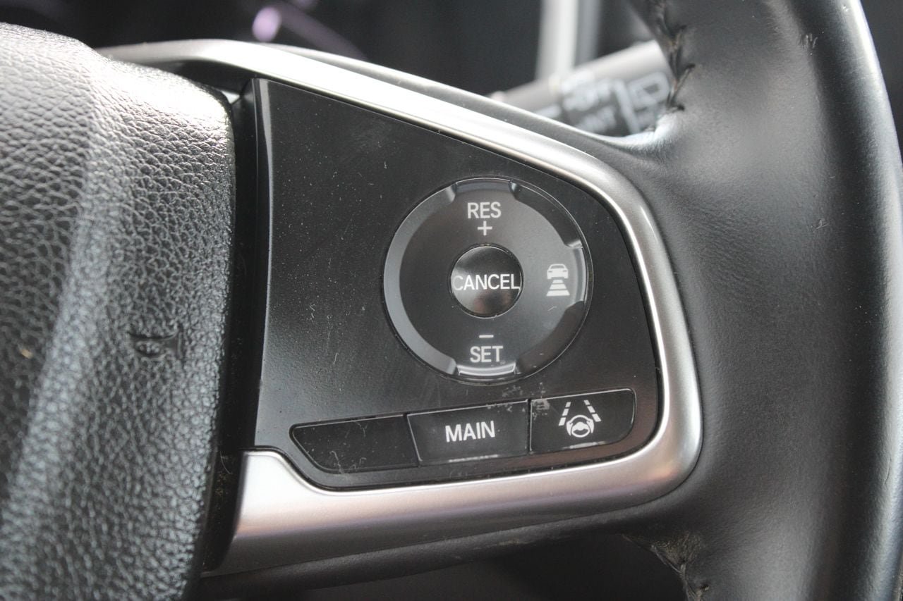 Used 2017 Honda CR-V Touring image 14