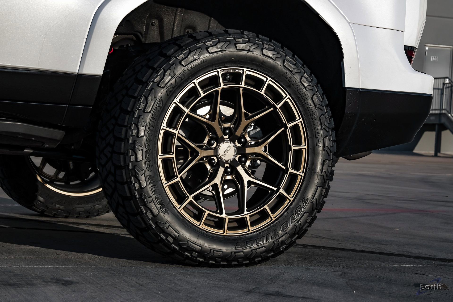 Used 2025 Lexus GX 550 550 Luxury+ HUD Vossen Wheels w/ Accessory Package (2T) image 69