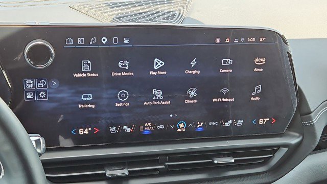 Used 2025 Chevrolet Silverado EV LT w/ LT Premium Package image 13