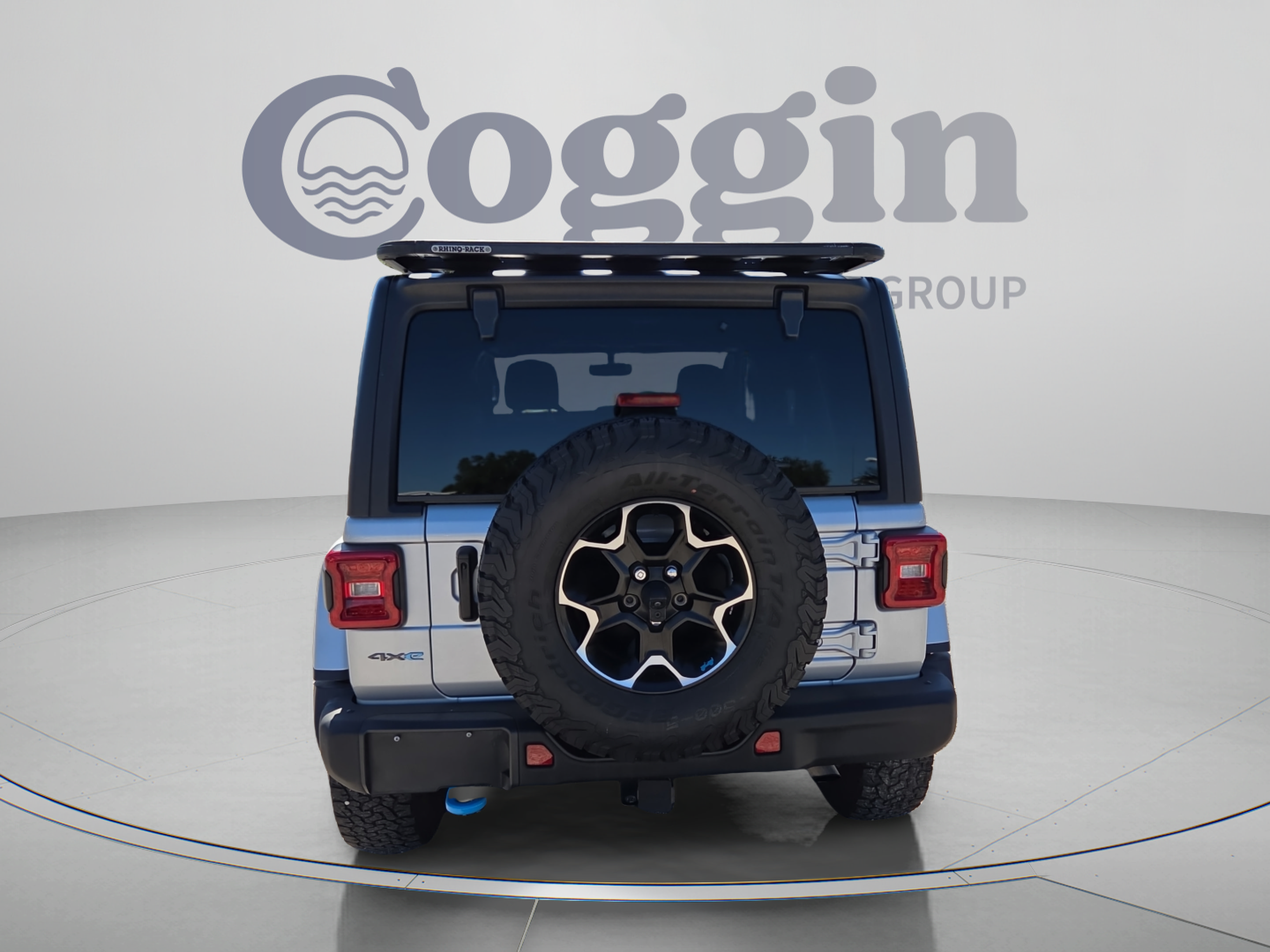 Used 2023 Jeep Wrangler Unlimited Rubicon 4xe w/ Steel Bumper Group AWD/4WD image 4
