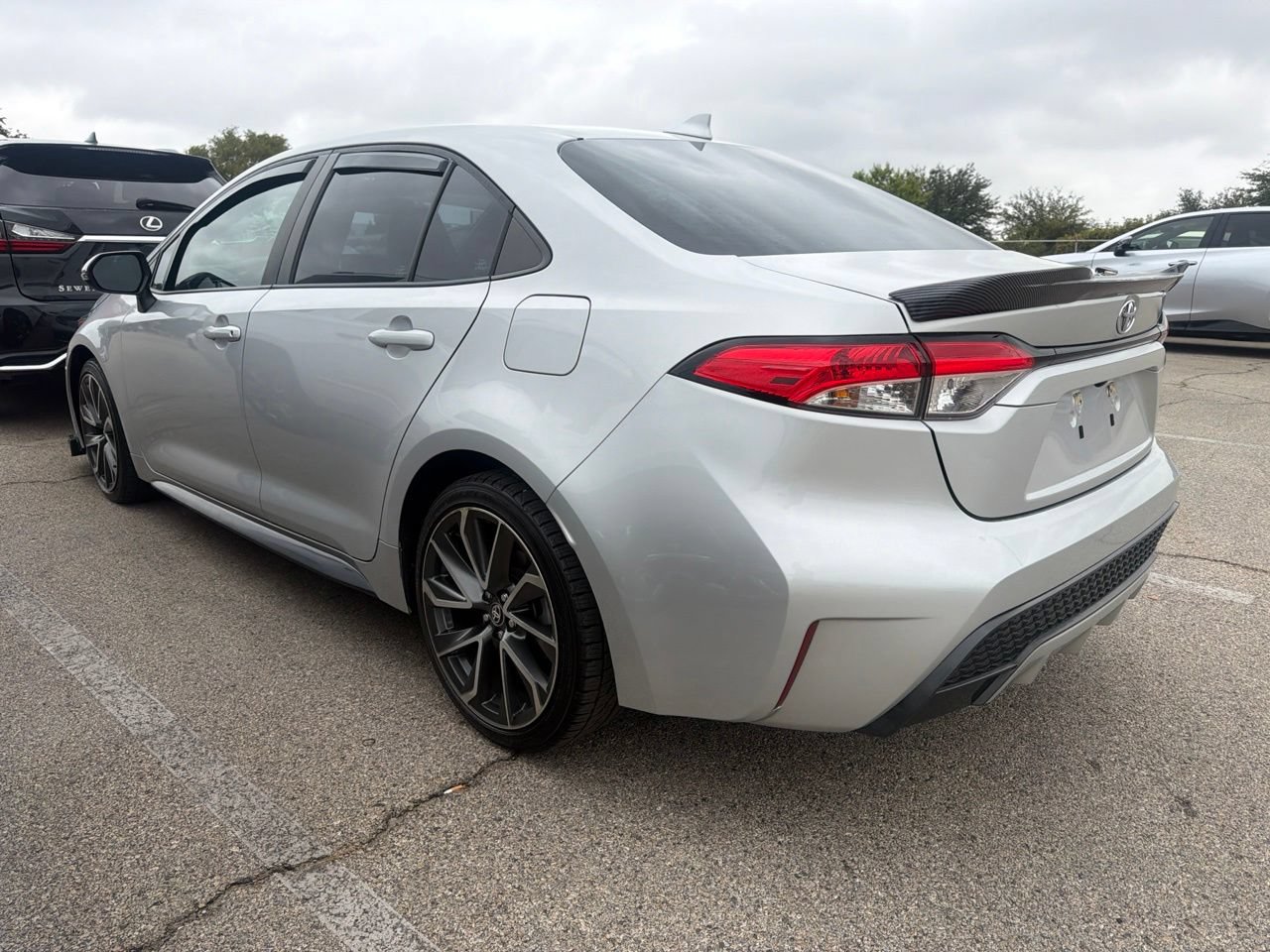 Used 2022 Toyota Corolla SE FWD image 5