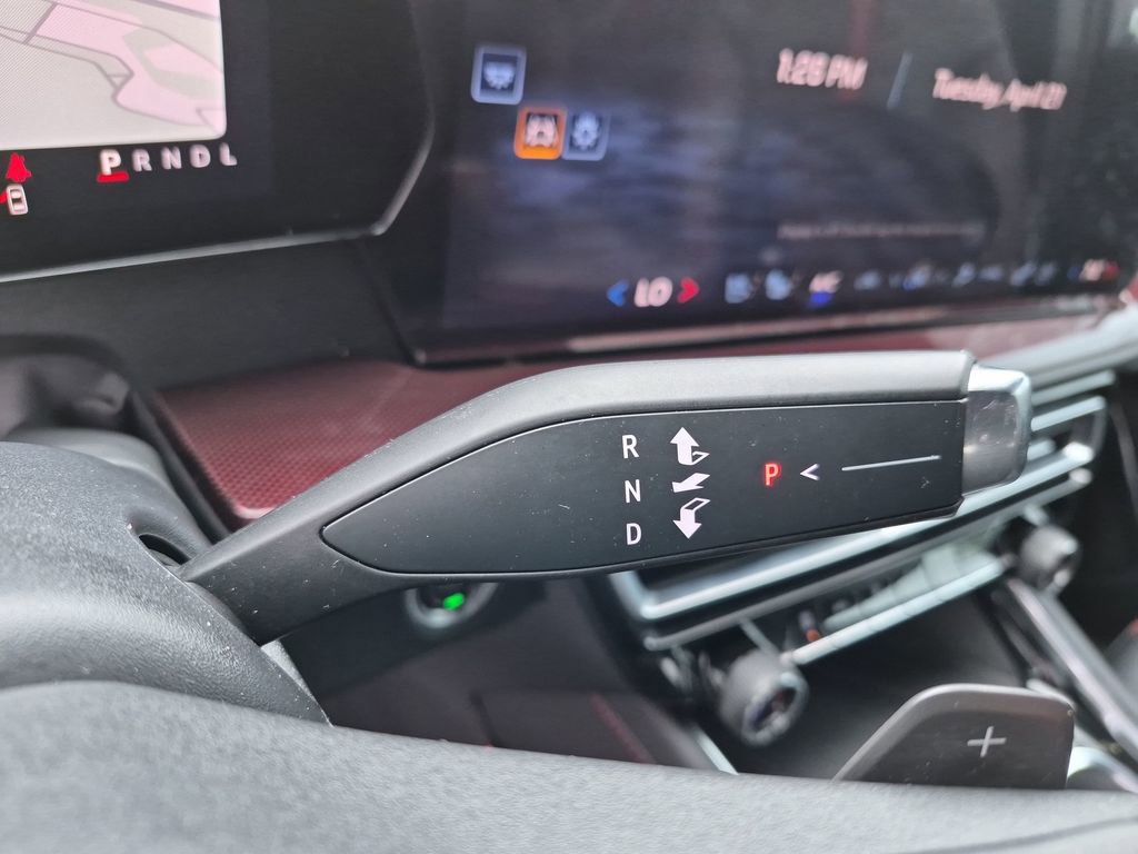 Used 2024 Chevrolet Traverse RS AWD/4WD image 28