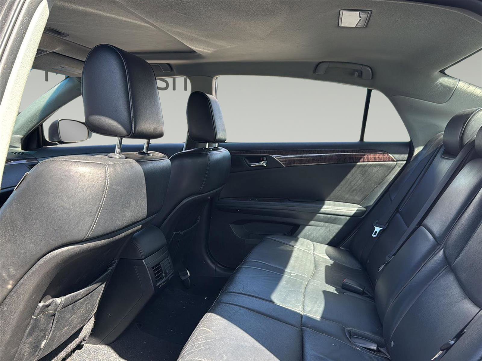Used 2011 Toyota Avalon FWD image 19