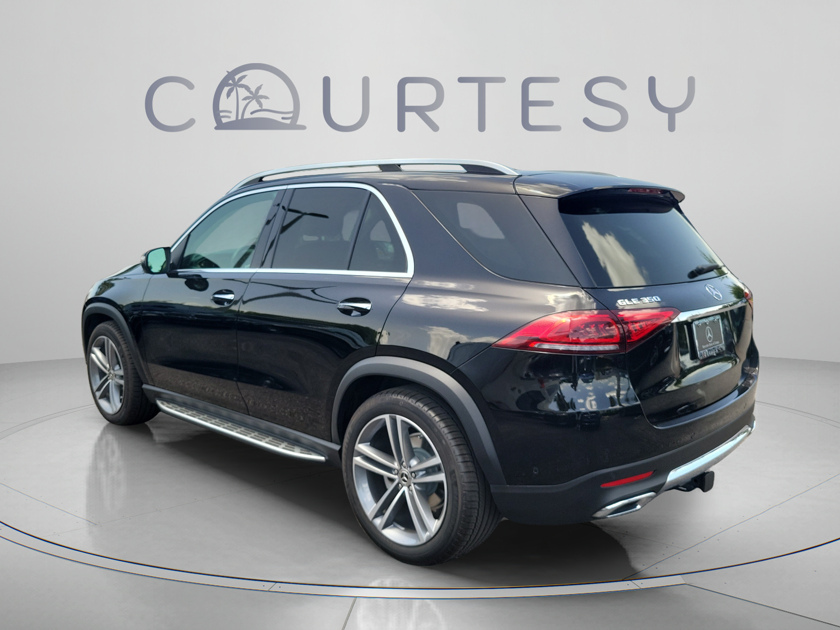 Certified 2022 Mercedes-Benz GLE 350 4MATIC image 2
