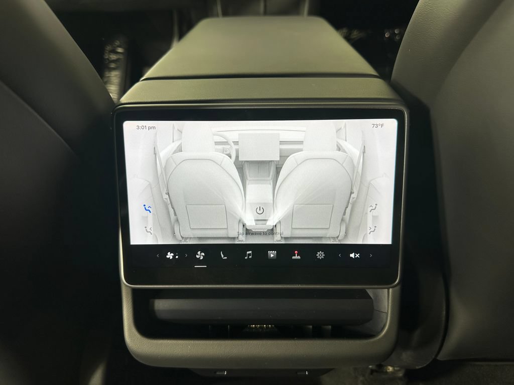 Used 2026 Tesla Model Y AWD image 26